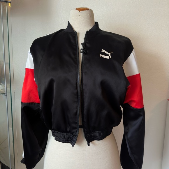 2 piece Puma black and red cropped bomber jacket track suit set - Picture 2 of 4